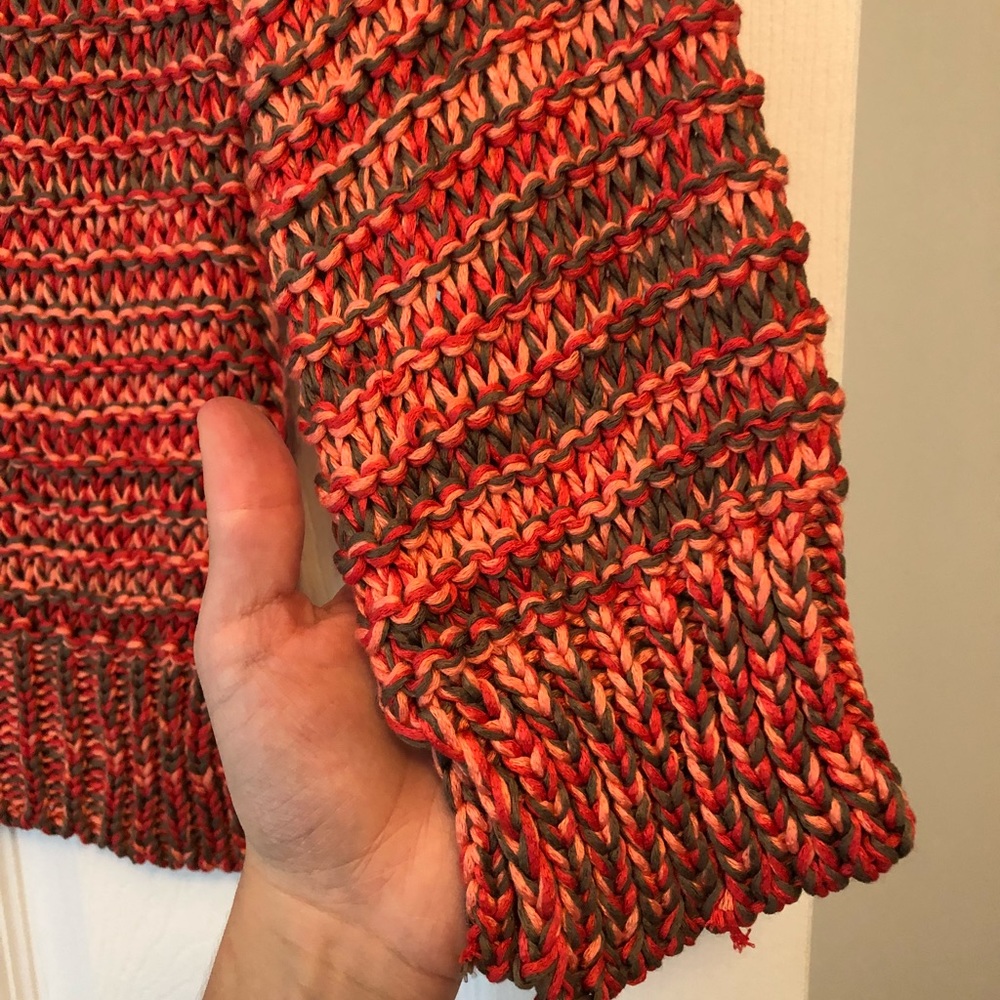 Zara Sweater - Picture 2 of 3